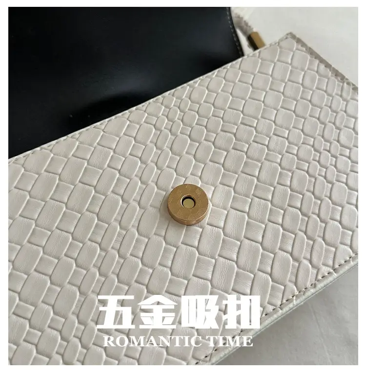 White Textured Shoulder Crossbody Bag for Women 2025 — feature 3