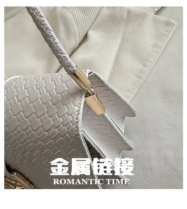 White Textured Shoulder Crossbody Bag for Women 2025 — feature 4