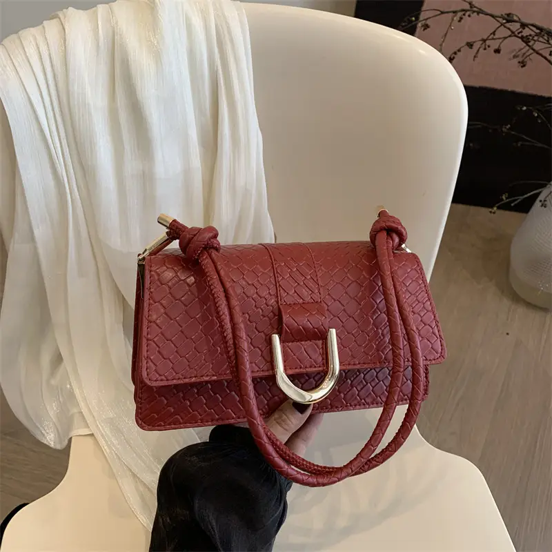 White Textured Shoulder Crossbody Bag for Women 2025 - Image 2