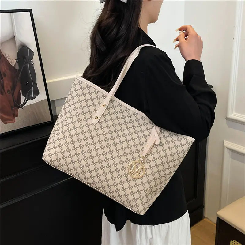 Women Large Capacity Printed Shoulder Bag 2025 Spring Summer - Image 6