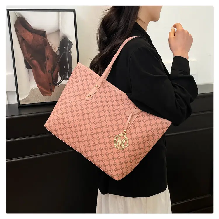 Women Large Capacity Printed Shoulder Bag 2025 Spring Summer — feature 19