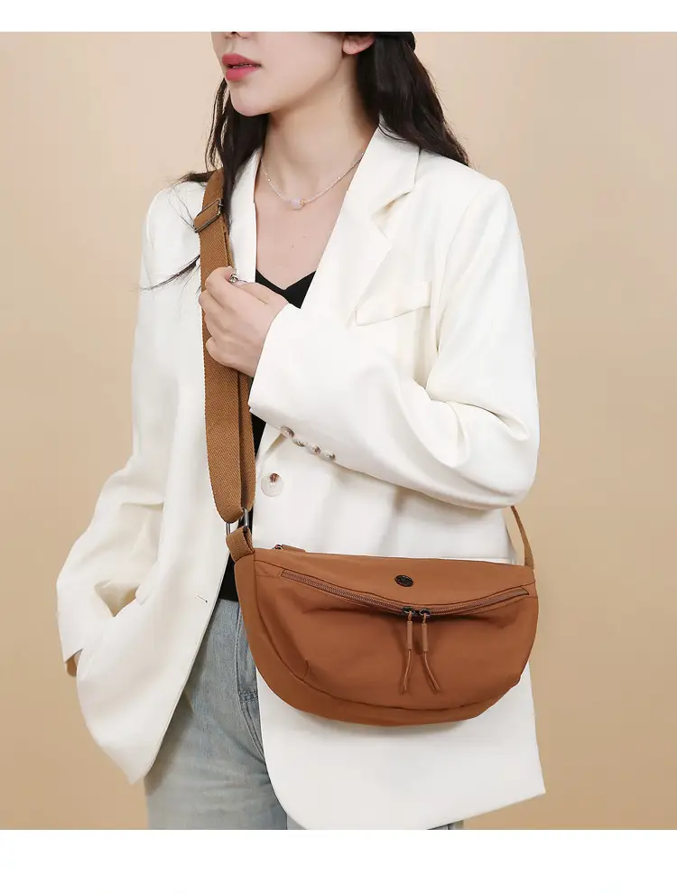 Black Nylon Crossbody Bag for Women Lightweight — feature 18