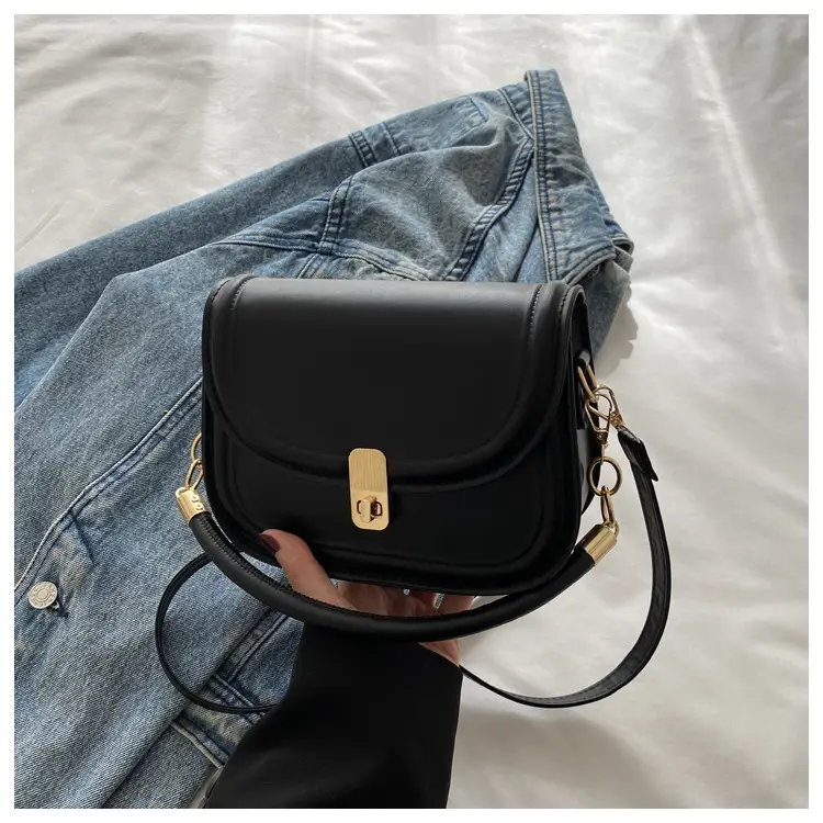 Red Korean Style Square Bag for Women 2025 — feature 29