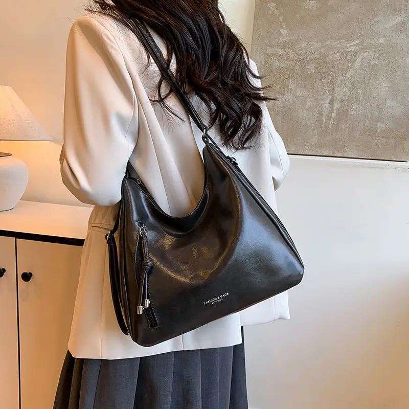 Retro Brown Leather Tote Bag for Women 2026