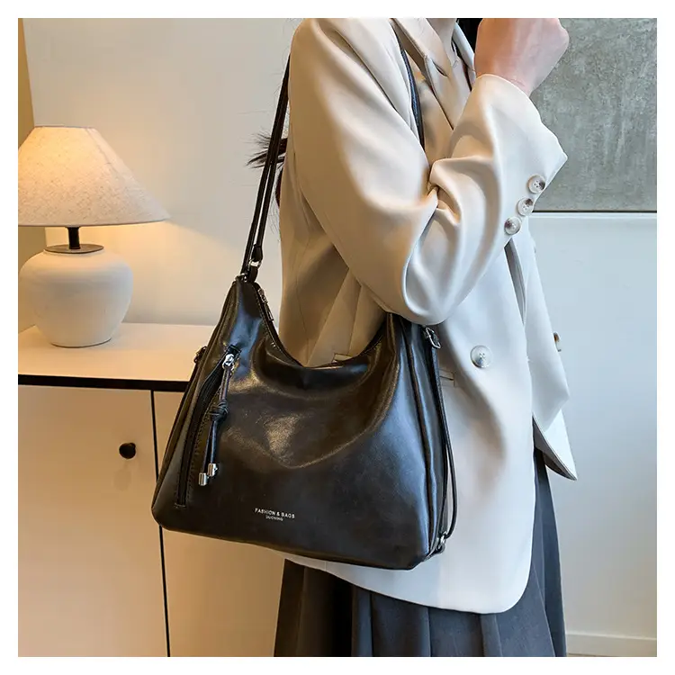 Retro Brown Leather Tote Bag for Women 2026 — feature 11