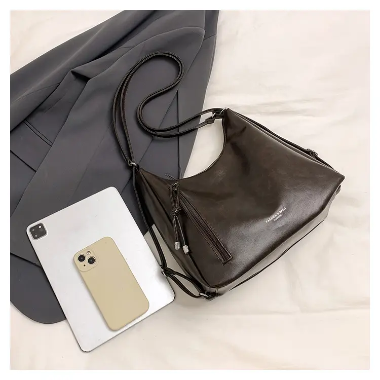 Retro Brown Leather Tote Bag for Women 2026 — feature 30