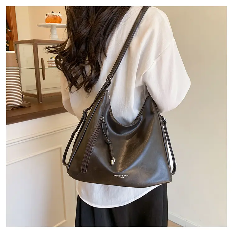 Retro Brown Leather Tote Bag for Women 2026 — feature 39