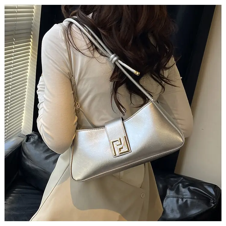 White F-Hook Shoulder Bag for Women 2025 — feature 11