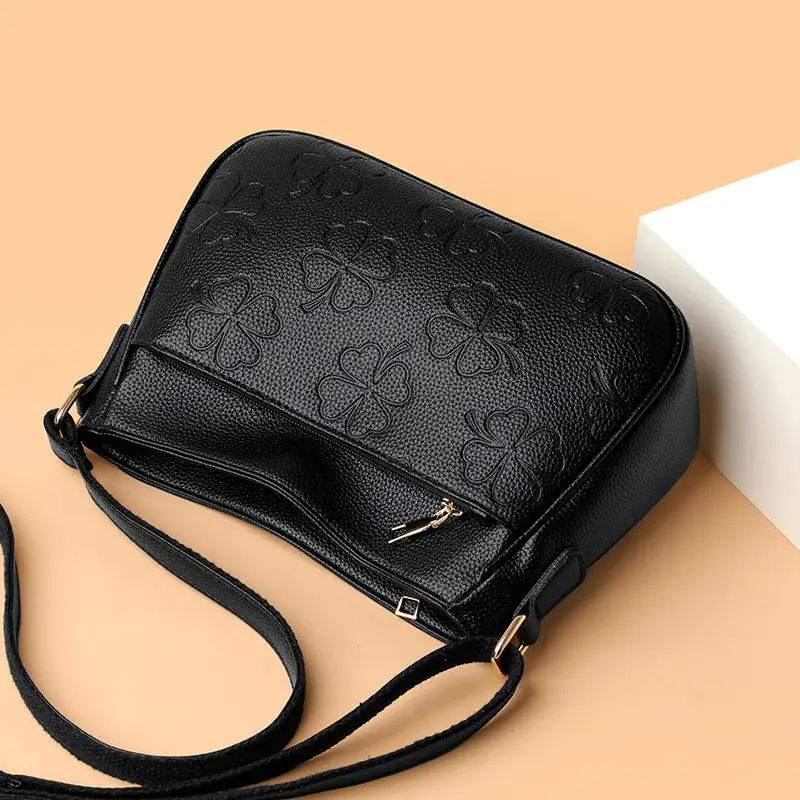 Middle-Aged Women's Bag 2026 Spring New Style Single Shoulder Crossbody Bag Soft Leather Mom Bag Versatile Ladies' Handbag