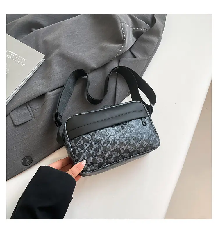 2025 Spring Shoulder Bag with Retro Print & Mobile Cover