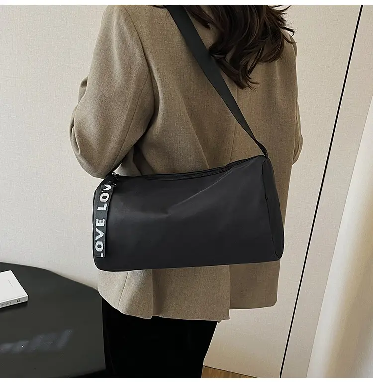 Love Black Crossbody Bag for Women Casual Travel — feature 1