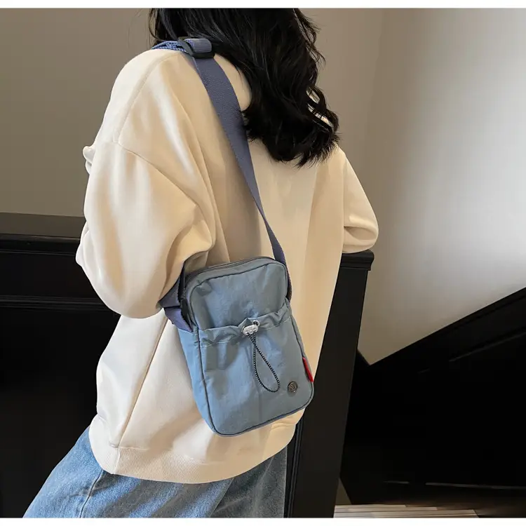 Women Retro Pink Crossbody Bag 2025 — feature 18