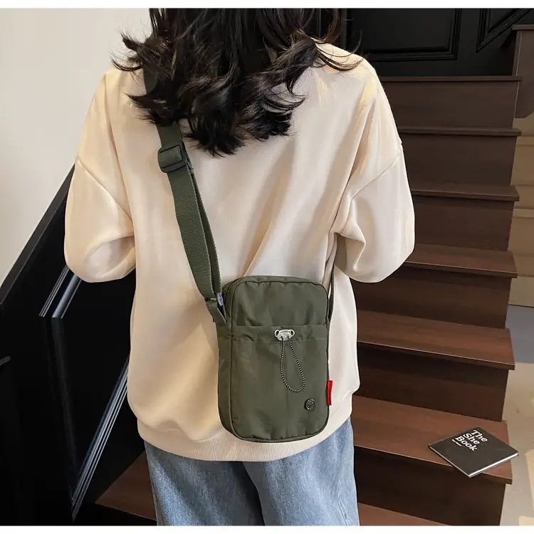 Women Retro Pink Crossbody Bag 2025 — feature 40