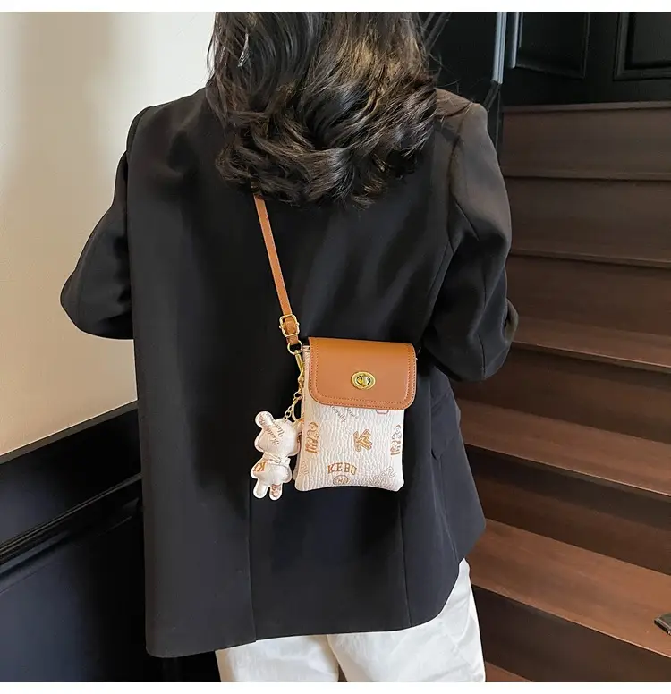 Korean Bear Crossbody Bag for Women Mini Mobile Bag — feature 11