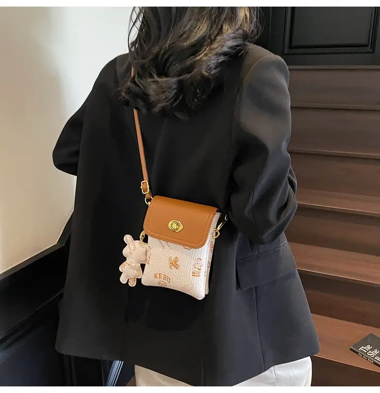 Korean Bear Crossbody Bag for Women Mini Mobile Bag — feature 12