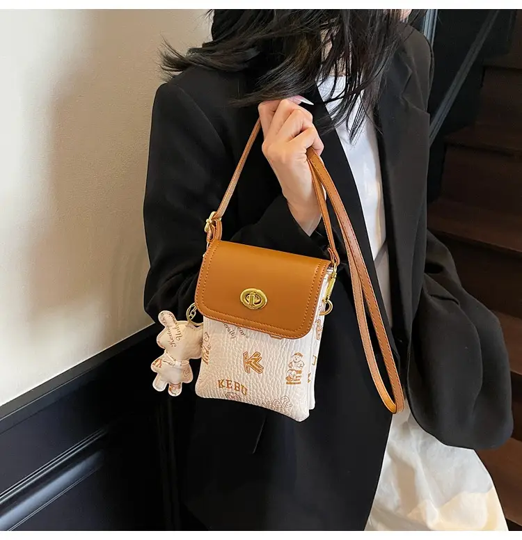 Korean Bear Crossbody Bag for Women Mini Mobile Bag — feature 13