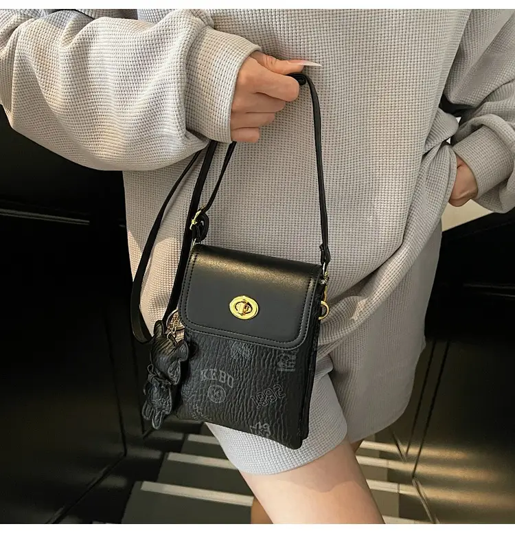 Korean Bear Crossbody Bag for Women Mini Mobile Bag — feature 20