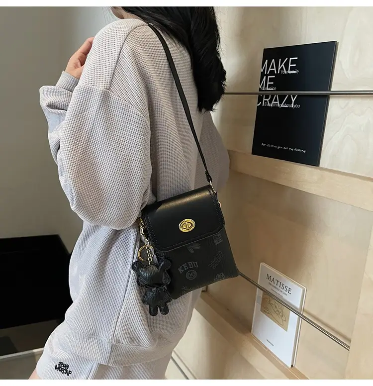 Korean Bear Crossbody Bag for Women Mini Mobile Bag — feature 22