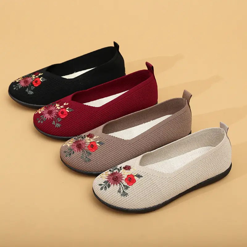 New Spring and Autumn Old Beijing Cloth Shoes Women's Single Shoes Non-slip Soft Sole Comfortable Middle-aged and Elderly Embroidered Fly-woven Breathable Single Shoes — feature 1