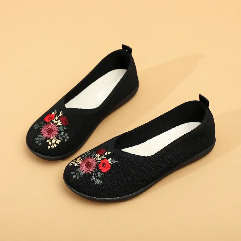 New Spring and Autumn Old Beijing Cloth Shoes Women's Single Shoes Non-slip Soft Sole Comfortable Middle-aged and Elderly Embroidered Fly-woven Breathable Single Shoes — feature 11