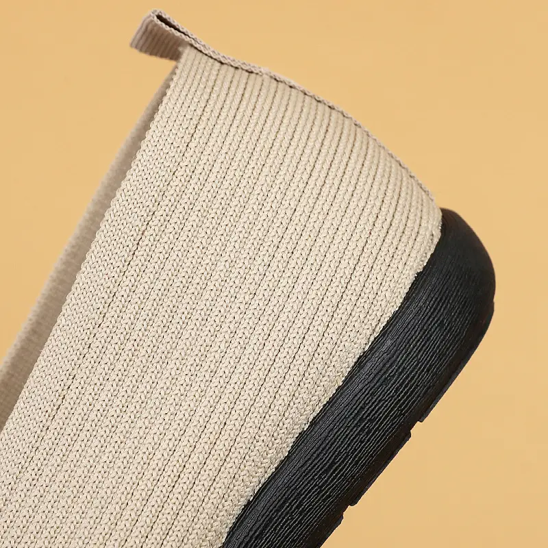 New Spring and Autumn Old Beijing Cloth Shoes Women's Single Shoes Non-slip Soft Sole Comfortable Middle-aged and Elderly Embroidered Fly-woven Breathable Single Shoes — feature 8