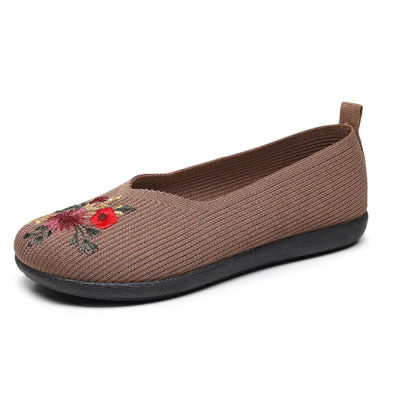 New Spring and Autumn Old Beijing Cloth Shoes Women's Single Shoes Non-slip Soft Sole Comfortable Middle-aged and Elderly Embroidered Fly-woven Breathable Single Shoes