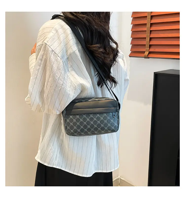 2025 Women's Black Geometric Crossbody Bag with Mobile Phone Holder — feature 21