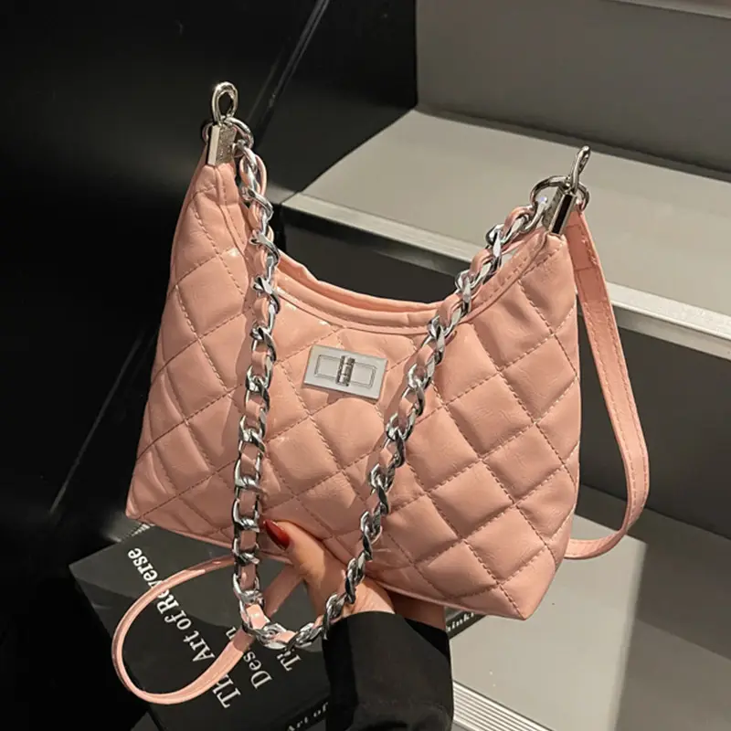 Retro Quilted Chain Bucket Bag for Women - Image 6