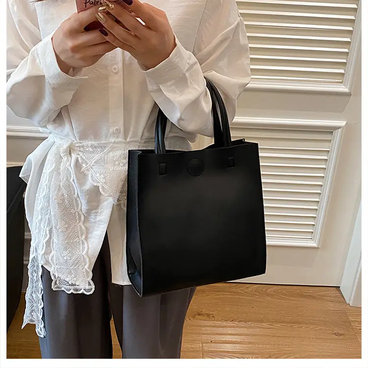 White Leather Shoulder Bag for Girls 2025 Spring — feature 9