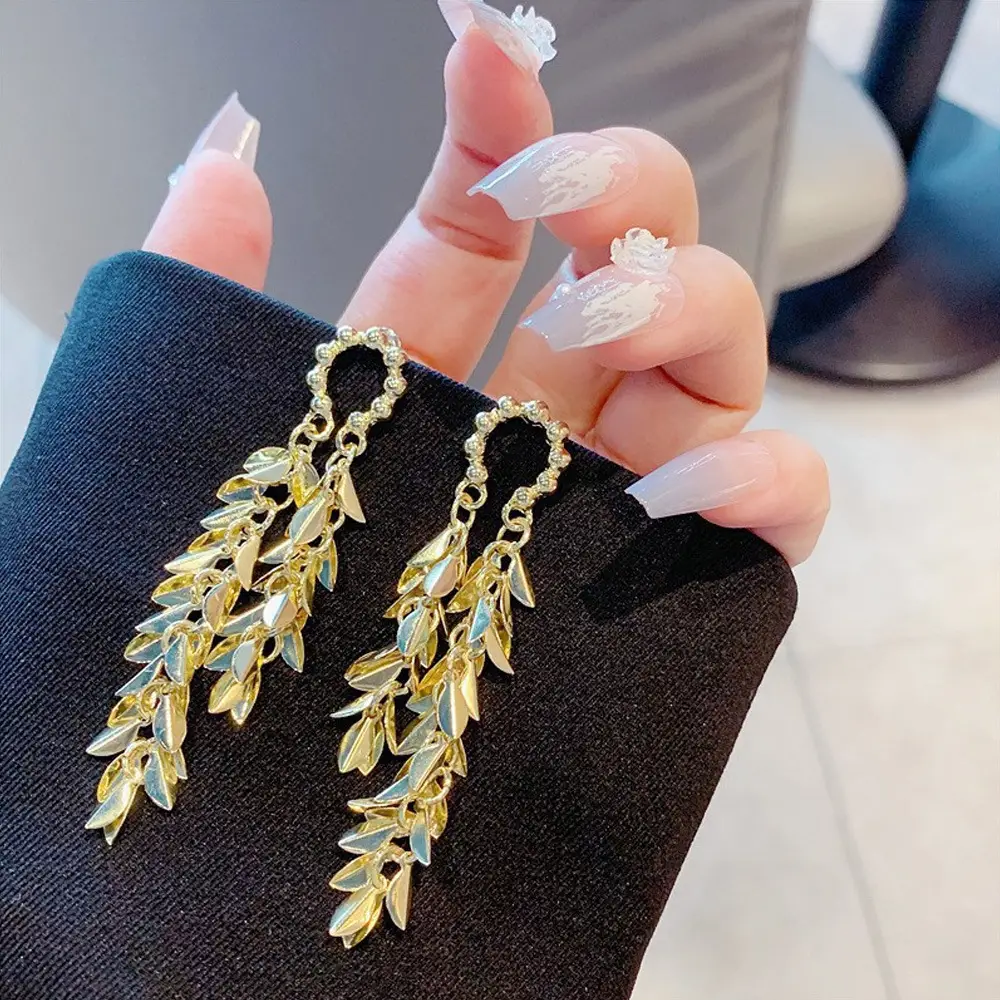 Luxury Gold Earrings for Women Elegant High End Fashion