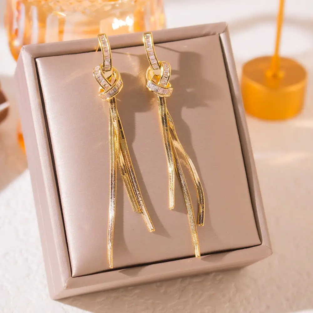 Luxury Gold Earrings for Women Elegant High End Fashion