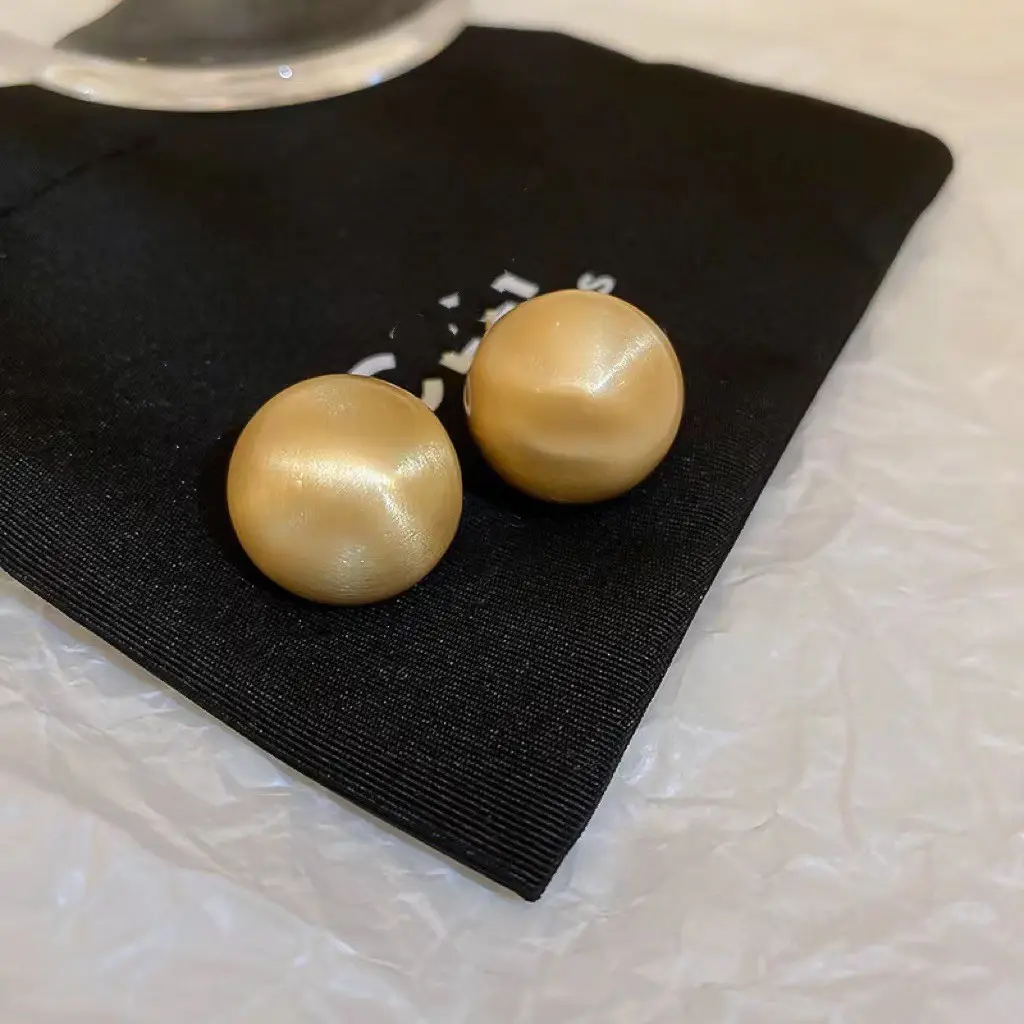 Luxury Gold Earrings for Women Elegant High End Fashion