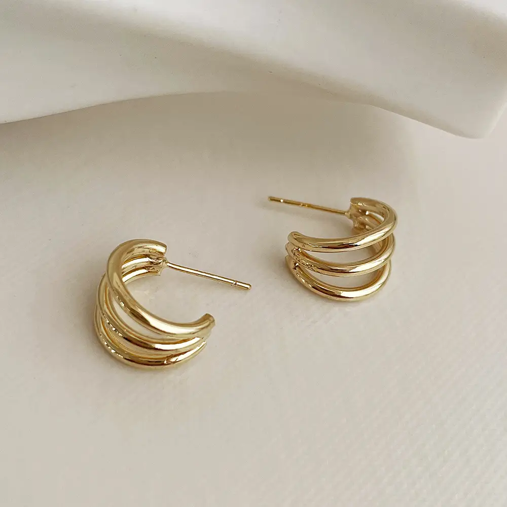 Luxury Gold Earrings for Women Elegant High End Fashion