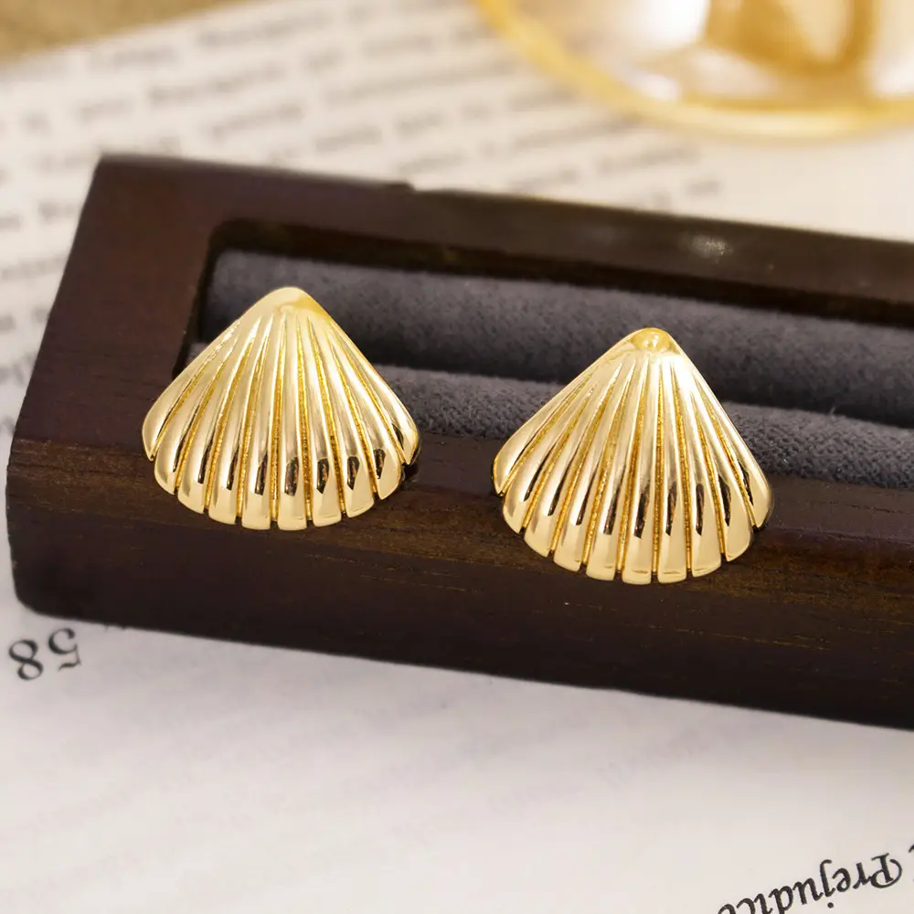 Luxury Gold Earrings for Women Elegant High End Fashion