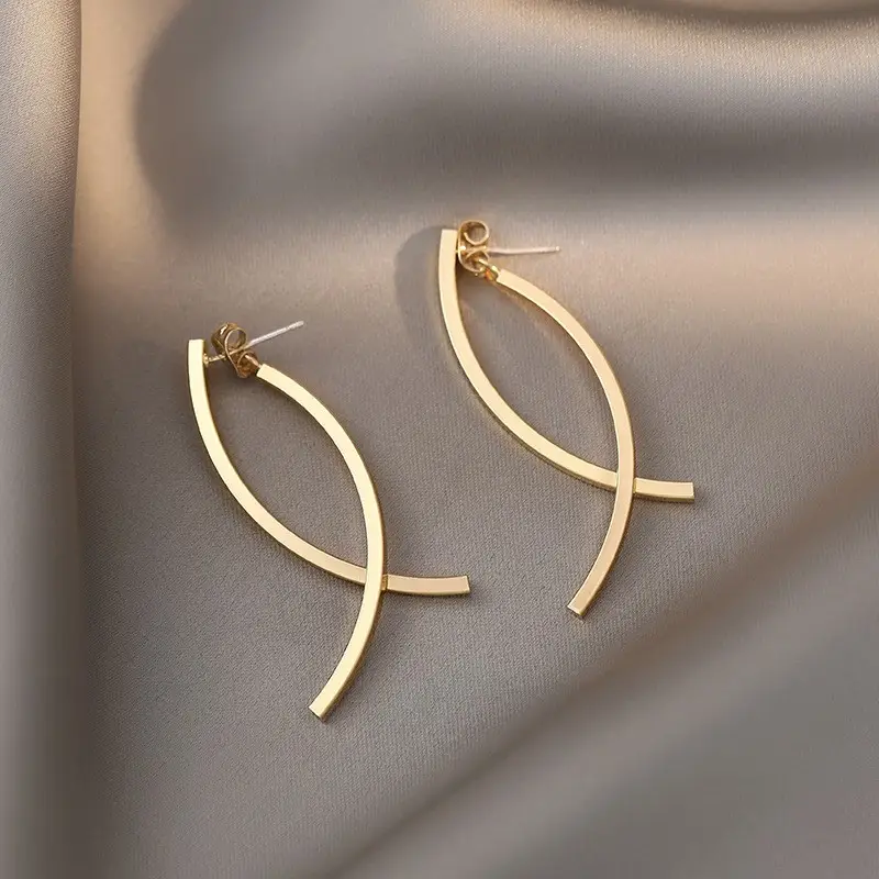 Luxury Gold Earrings for Women Elegant High End Fashion
