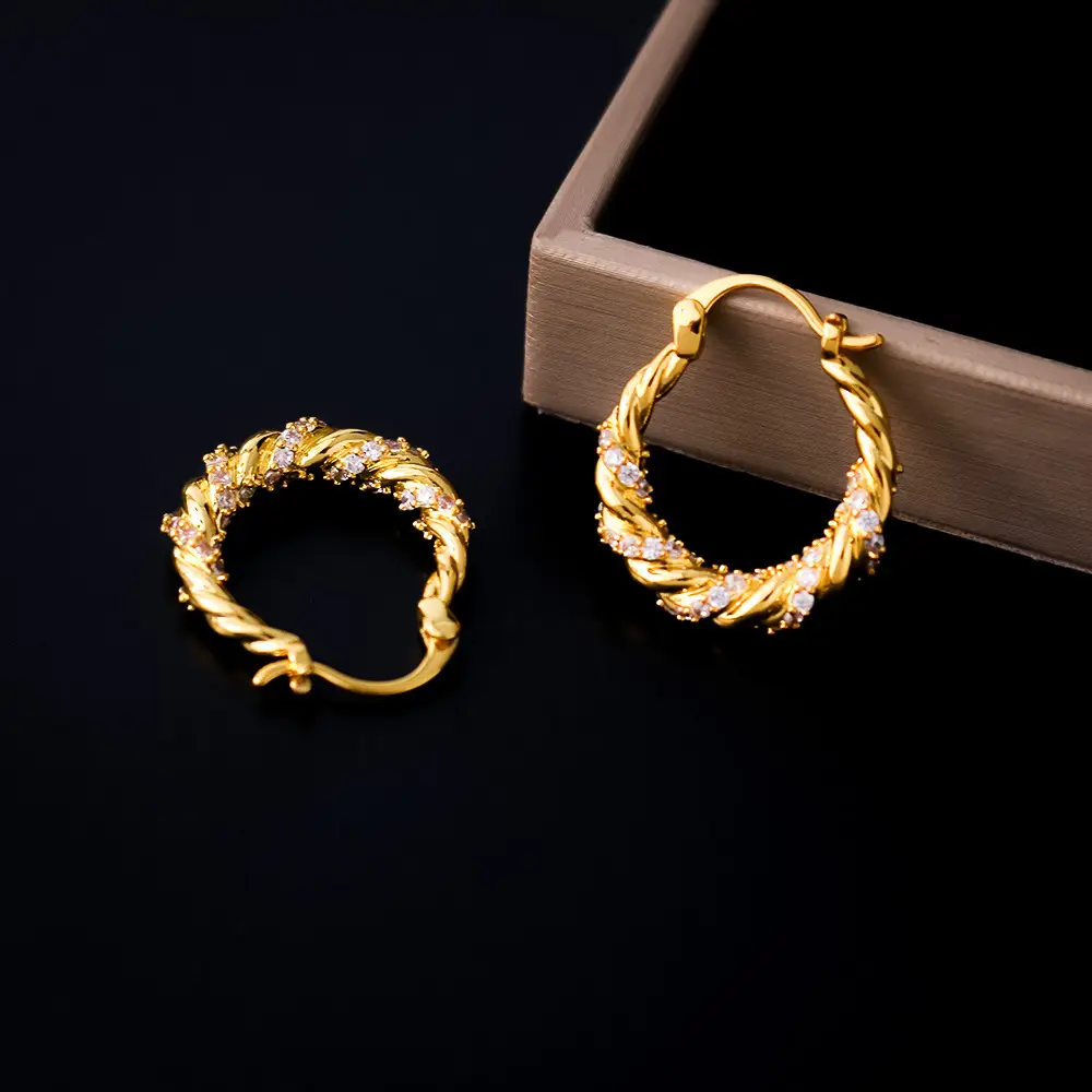 Luxury Gold Earrings for Women Elegant High End Fashion