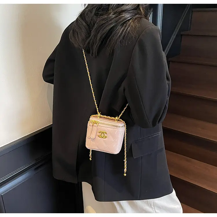 Mini Crossbody Bag Women Chain Shoulder Strap Cream — feature 20