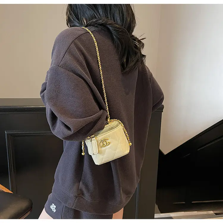 Mini Crossbody Bag Women Chain Shoulder Strap Cream — feature 37