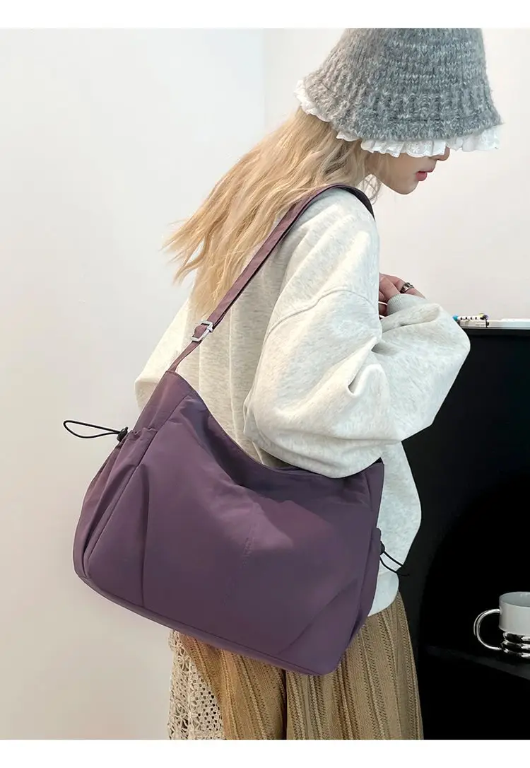 Women's Waterproof Crossbody Bag Large Capacity Lightweight Puff Series — feature 11