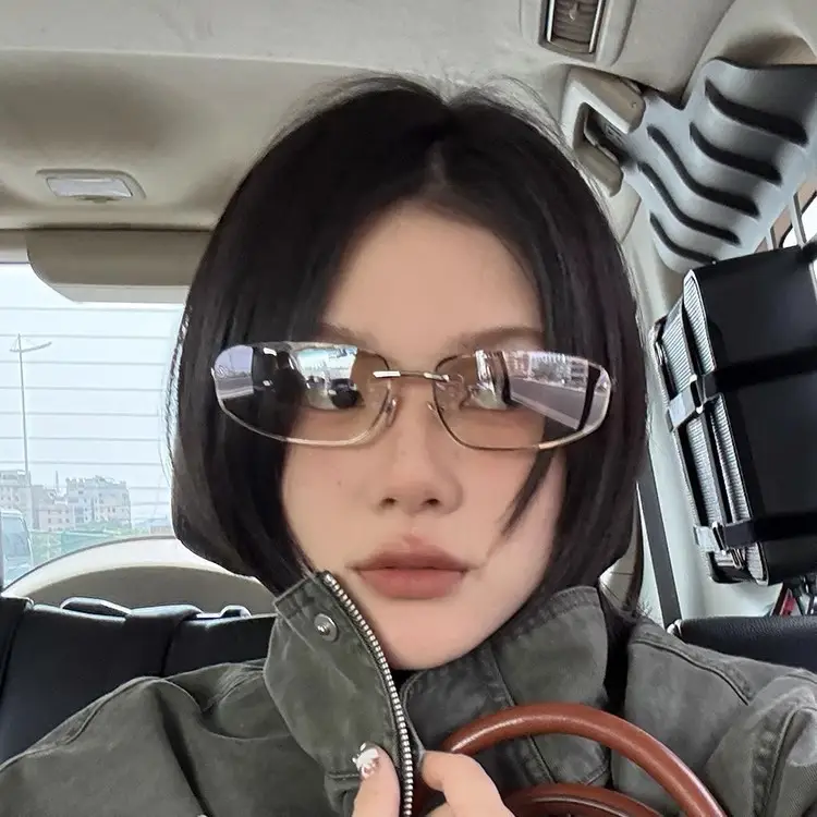 Women's Blue Mirror Finish Metal Sunglasses - Image 7