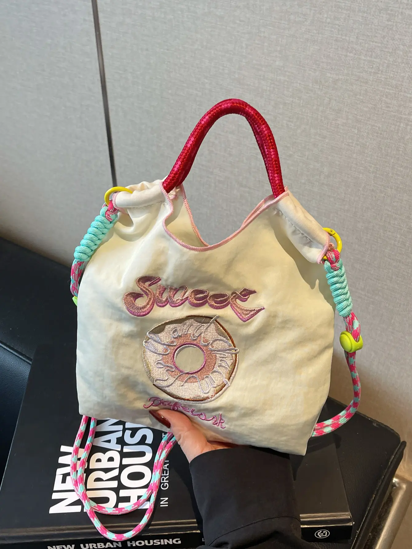 Green Straw Donut Shoulder Bag for Women 2025 - Image 8