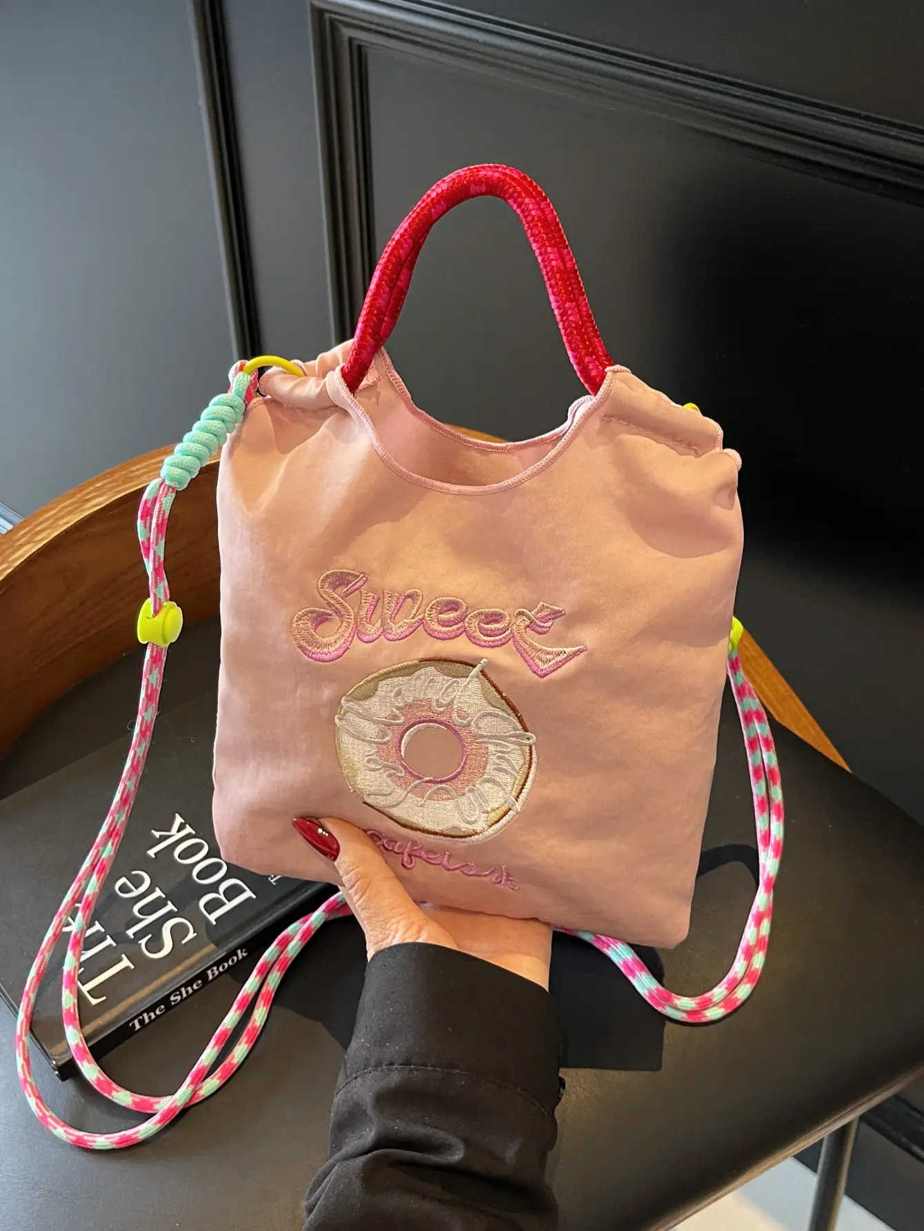 Green Straw Donut Shoulder Bag for Women 2025 - Image 9