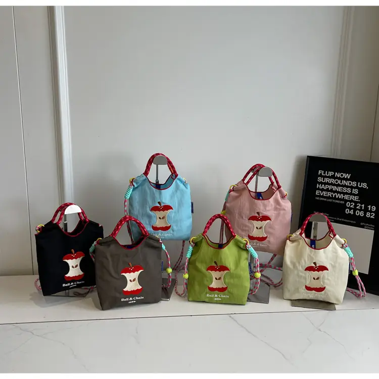 Green Straw Donut Shoulder Bag for Women 2025 — feature 33