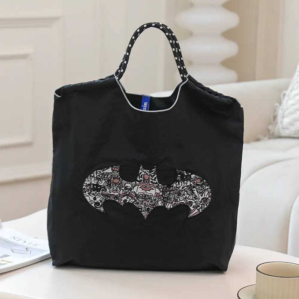 Spring New Embroidered Cartoon Shoulder Bag Large Capacity — feature 5