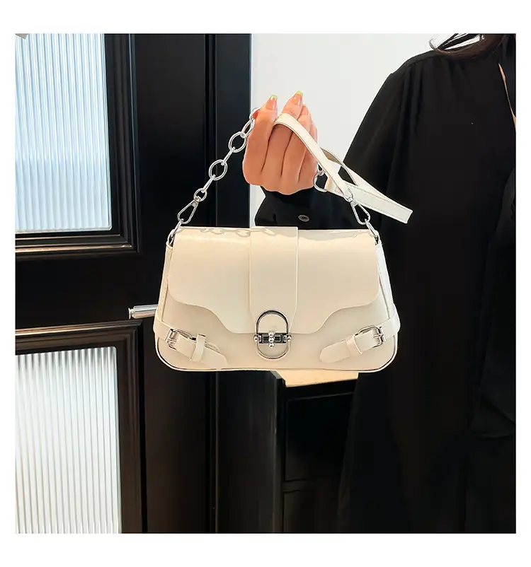 Women's Retro Chain Crossbody Bag 2025 Summer — feature 12
