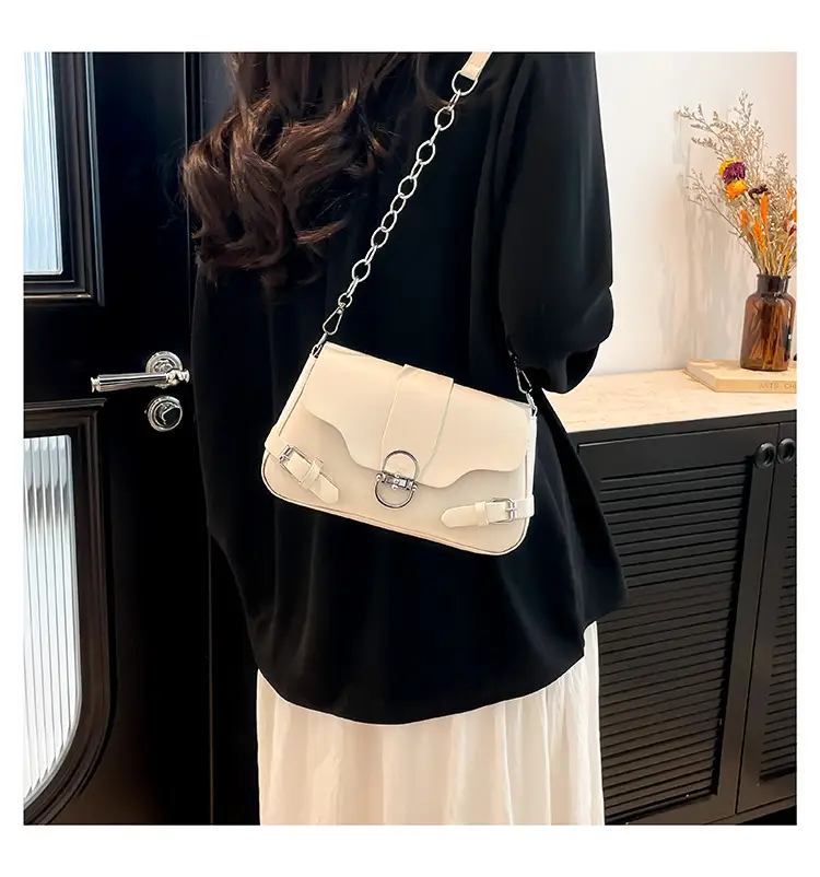 Women's Retro Chain Crossbody Bag 2025 Summer — feature 14