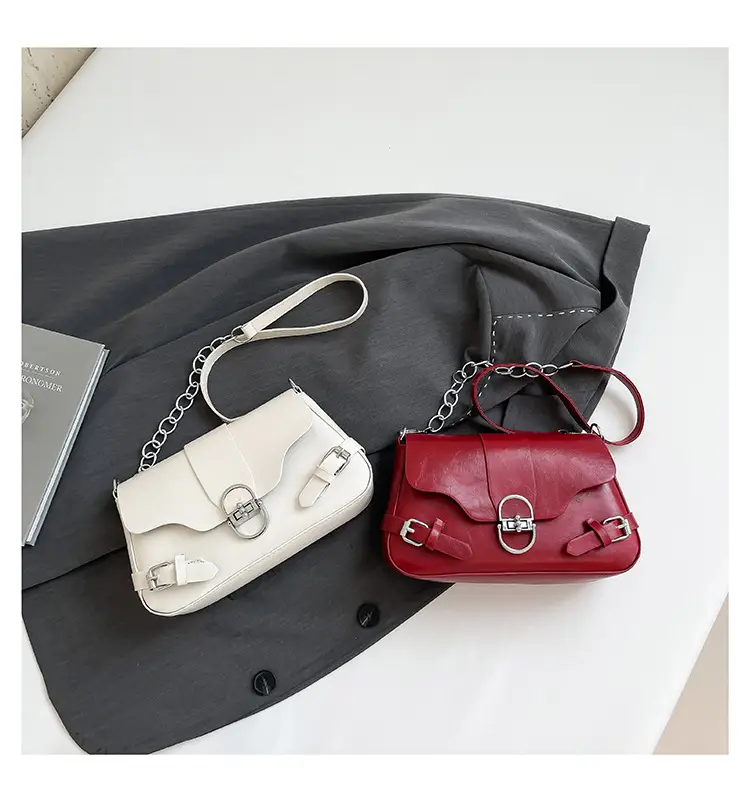 Women's Retro Chain Crossbody Bag 2025 Summer — feature 31