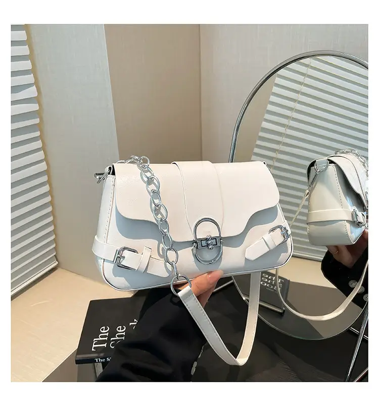 Women's Retro Chain Crossbody Bag 2025 Summer — feature 41