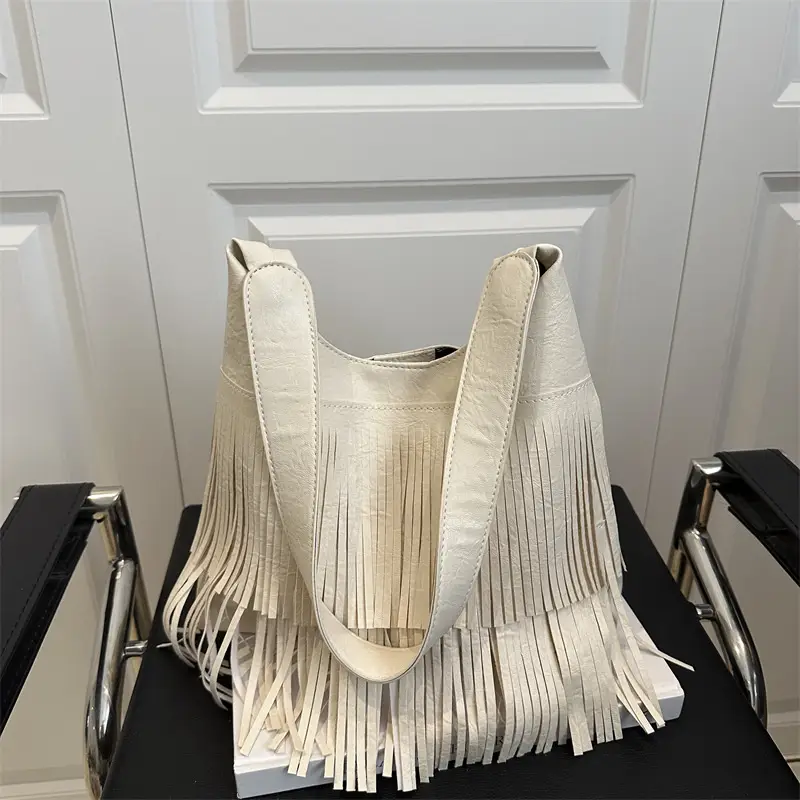 Korean Style Tassel Shoulder Bag for Women Large Capacity - Image 7