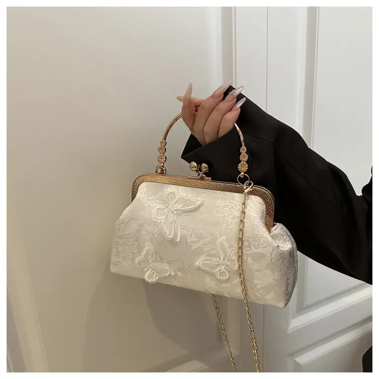 2025 Butterfly Chain Shoulder Bags Set of 4 — feature 8